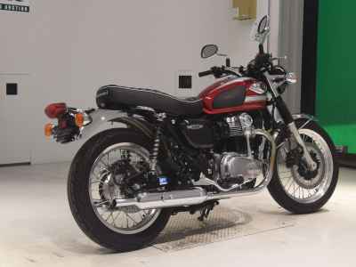 Kawasaki W800 2021