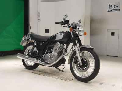 Yamaha SR400 2021