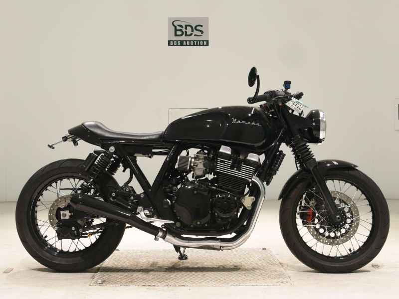 Yamaha XJR400 2026