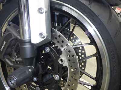 Kawasaki Z900RS 2023