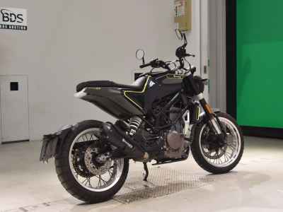 Husqvarna Svartpilen 401 2018