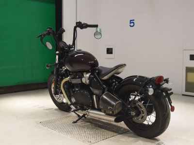 Triumph Bonneville Bobber 2024