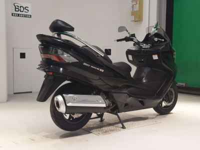 Suzuki Skywave 250S