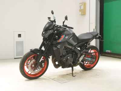 Yamaha MT-09 2021