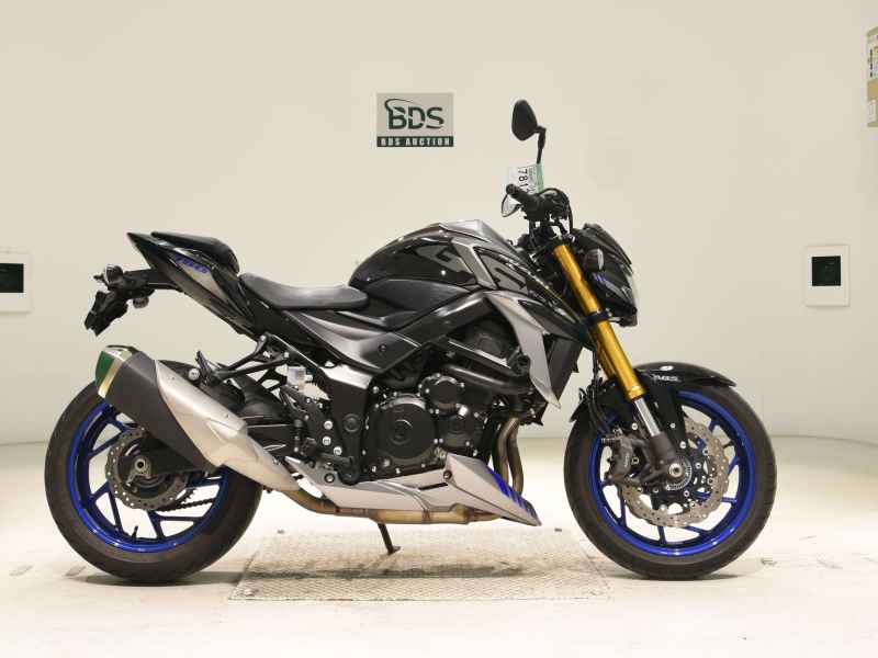 Suzuki GSX-S750 2022