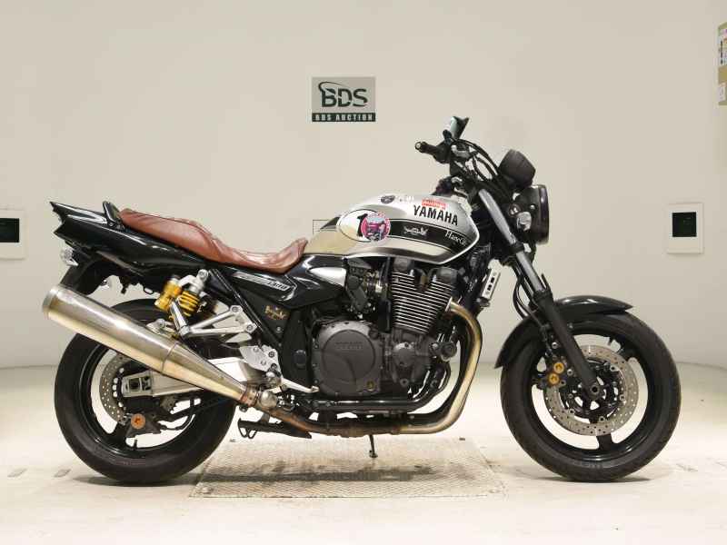 Yamaha XJR1300 2015