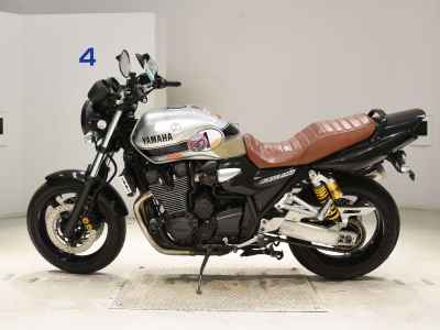 Yamaha XJR1300 2015