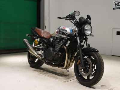 Yamaha XJR1300 2015