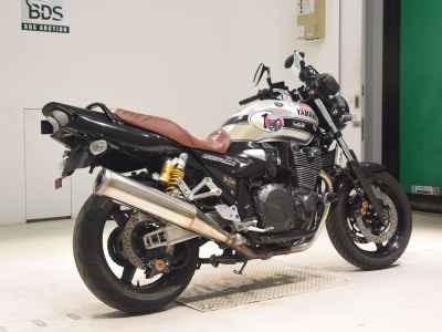 Yamaha XJR1300 2015