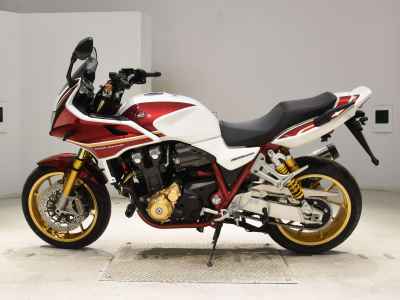 Honda CB1300 Super Boldor 2023