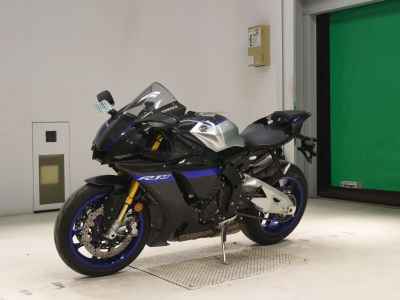 Yamaha YZF-R1M 2023