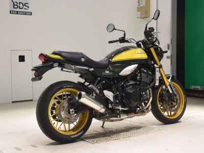 Kawasaki Z900RS 2024