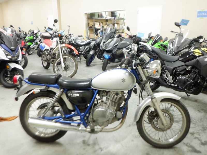Suzuki ST250E