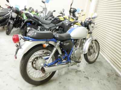 Suzuki ST250E