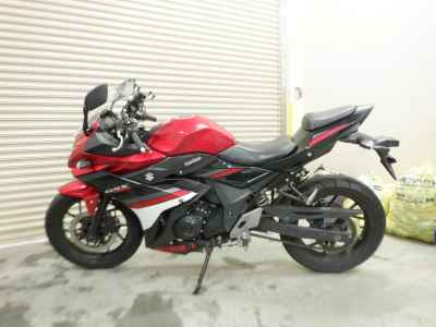 Suzuki GSX250R