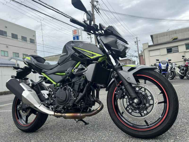 Kawasaki Z400 2023