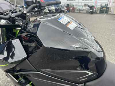Kawasaki Z400 2023
