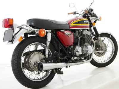 Honda CB750F 2021