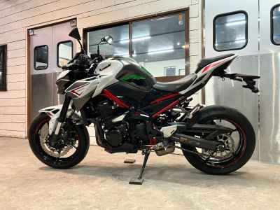 Kawasaki Z900 2023