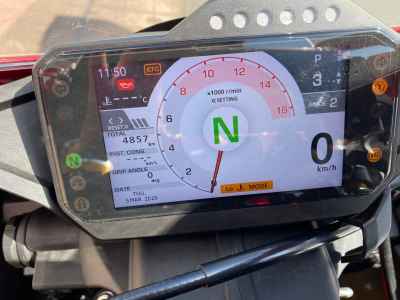 Honda CBR1000RR-R FB SP 2025