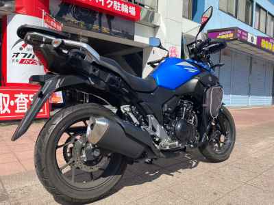 Suzuki GSR250