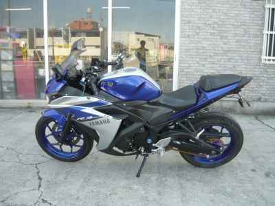 Yamaha YZF-R3 2015
