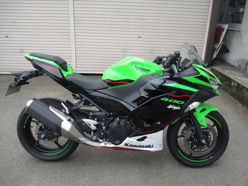 Kawasaki Ninja 400 KRT Edition 2022
