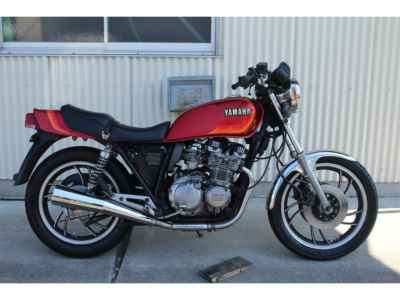 Yamaha XJ550