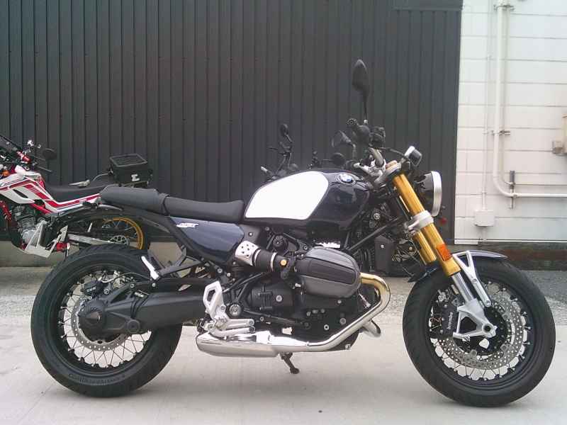 BMW R12 nineT 2025