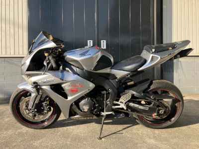 Honda CBR1000RR 2006