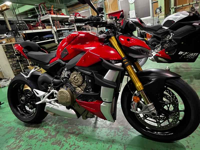 Ducati Streetfighter V4S 2021