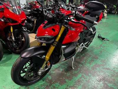 Ducati Streetfighter V4S 2021