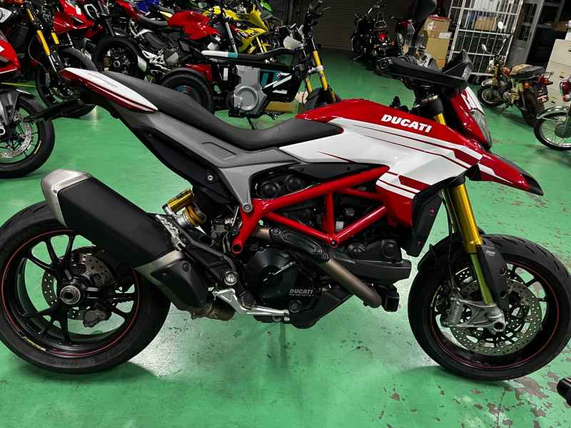 Ducati Hypermotard 939 SP 2016