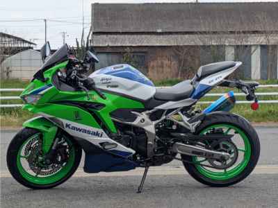 Kawasaki Ninja ZX-4RR 2024