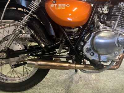 Suzuki ST250E