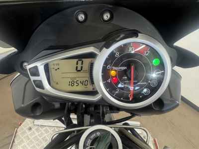 Triumph Speed Triple 1050 2012