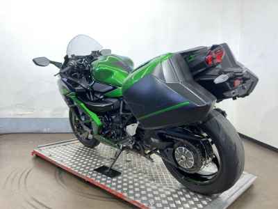 Kawasaki Ninja H2 SX 2018
