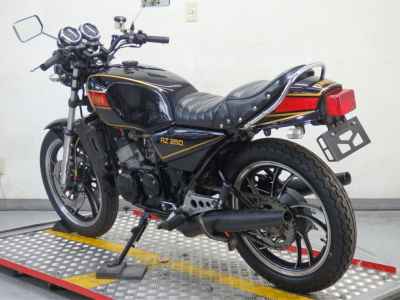 Yamaha RZ250
