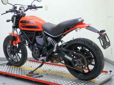 Ducati Scrambler Sixty2 2018