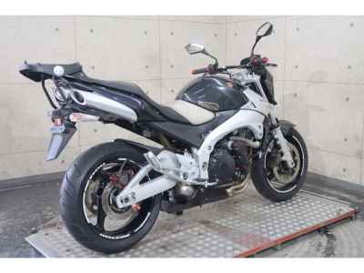 Suzuki GSR400 2007