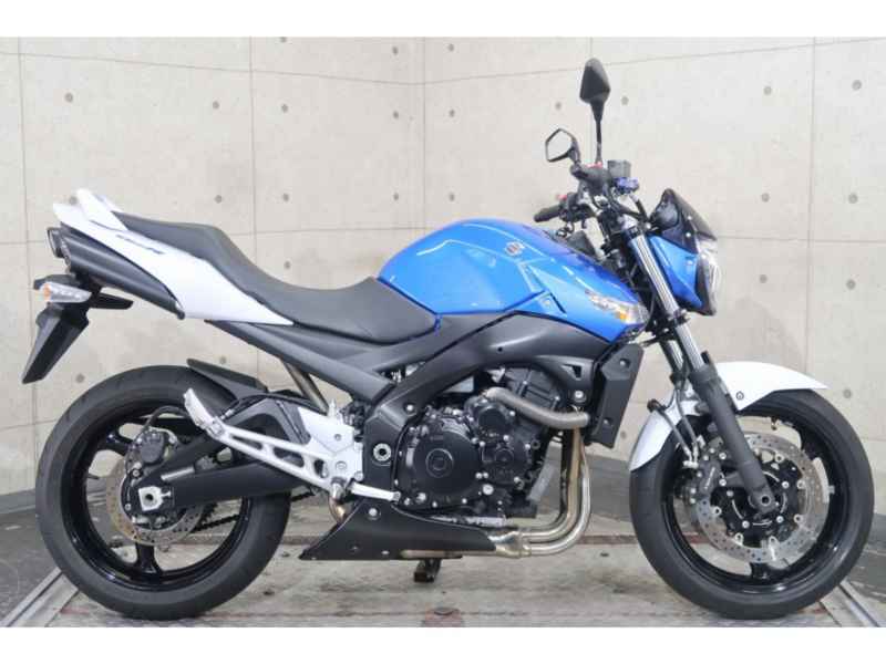 Suzuki GSR400 2018