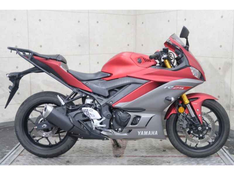 Yamaha YZF-R25 2019