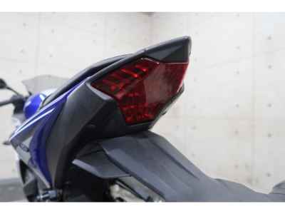 Yamaha YZF-R25 2015