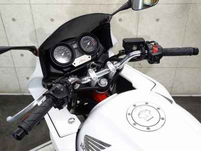 Honda CB400 Super Boldor 2011