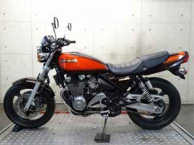 Kawasaki Zephyr 400 2011