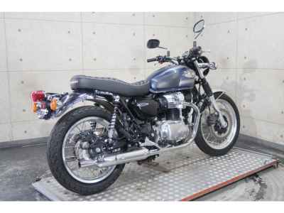 Kawasaki W800 2023