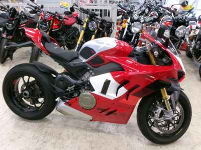 Ducati Panigale V4 2024