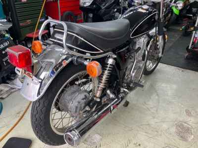 Yamaha SR400 2010