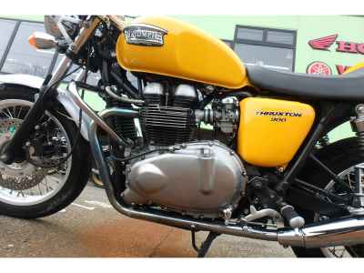 Triumph Thruxton 900 2005