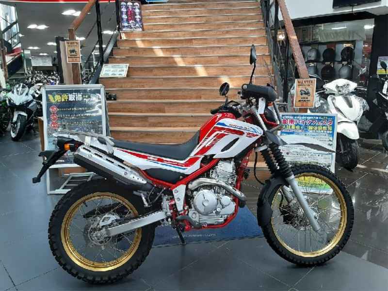 Yamaha XT250 Serow 2020